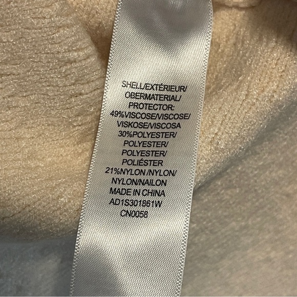 Adrianna Papell Cream V Neck Pullover Sweater 2X - Picture 7 of 7